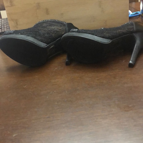 Black lace open toe Heels Rhinestone stilettos - Picture 6 of 8